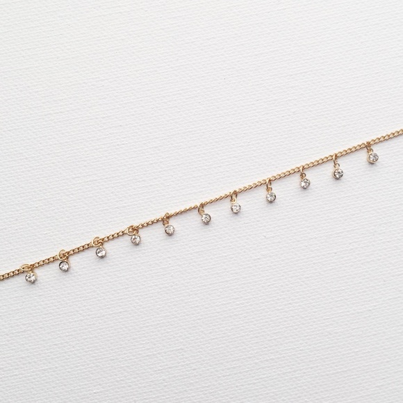 Brandy Melville Jewelry - ximena drop choker